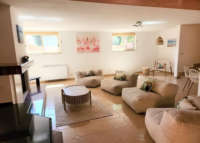 Oasi Sul Golfo 夸尔图-圣埃莱娜