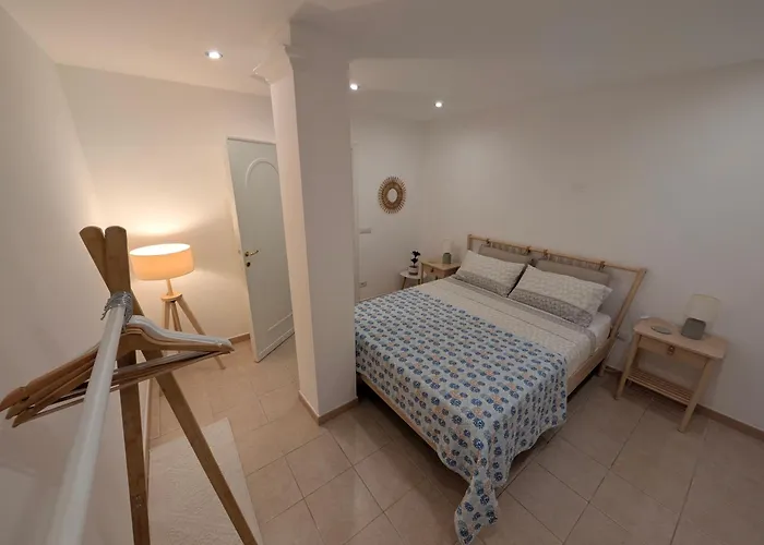 Oasi Sul Golfo 公寓 夸尔图-圣埃莱娜